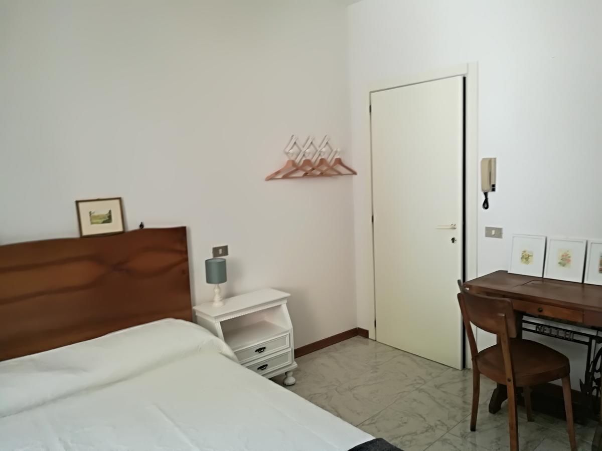 Hotel Civico 10 à Gubbio Extérieur photo