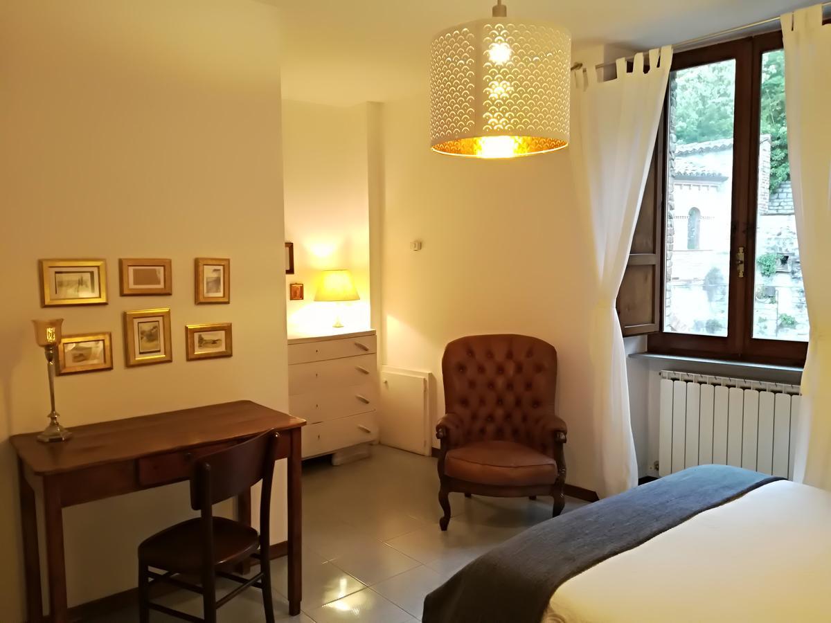 Hotel Civico 10 à Gubbio Extérieur photo